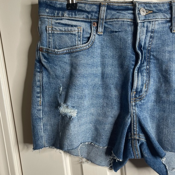 Old Navy High Rise O.G. Straight Cut off Shorts Smooth Pockets! - Picture 9 of 10